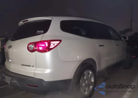 2011 Chevrolet Traverse 2Lt from USA, damaged, VIN 1GNKRJEDXBJ415315